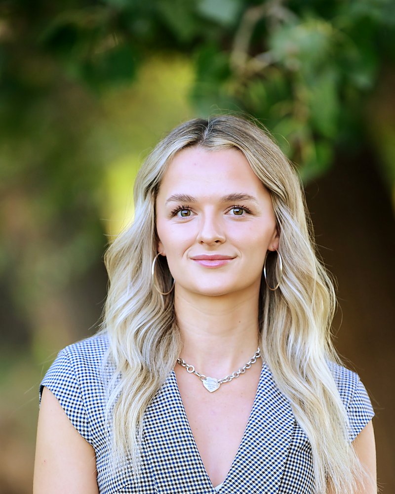 Kaesha, Virgin River Dental